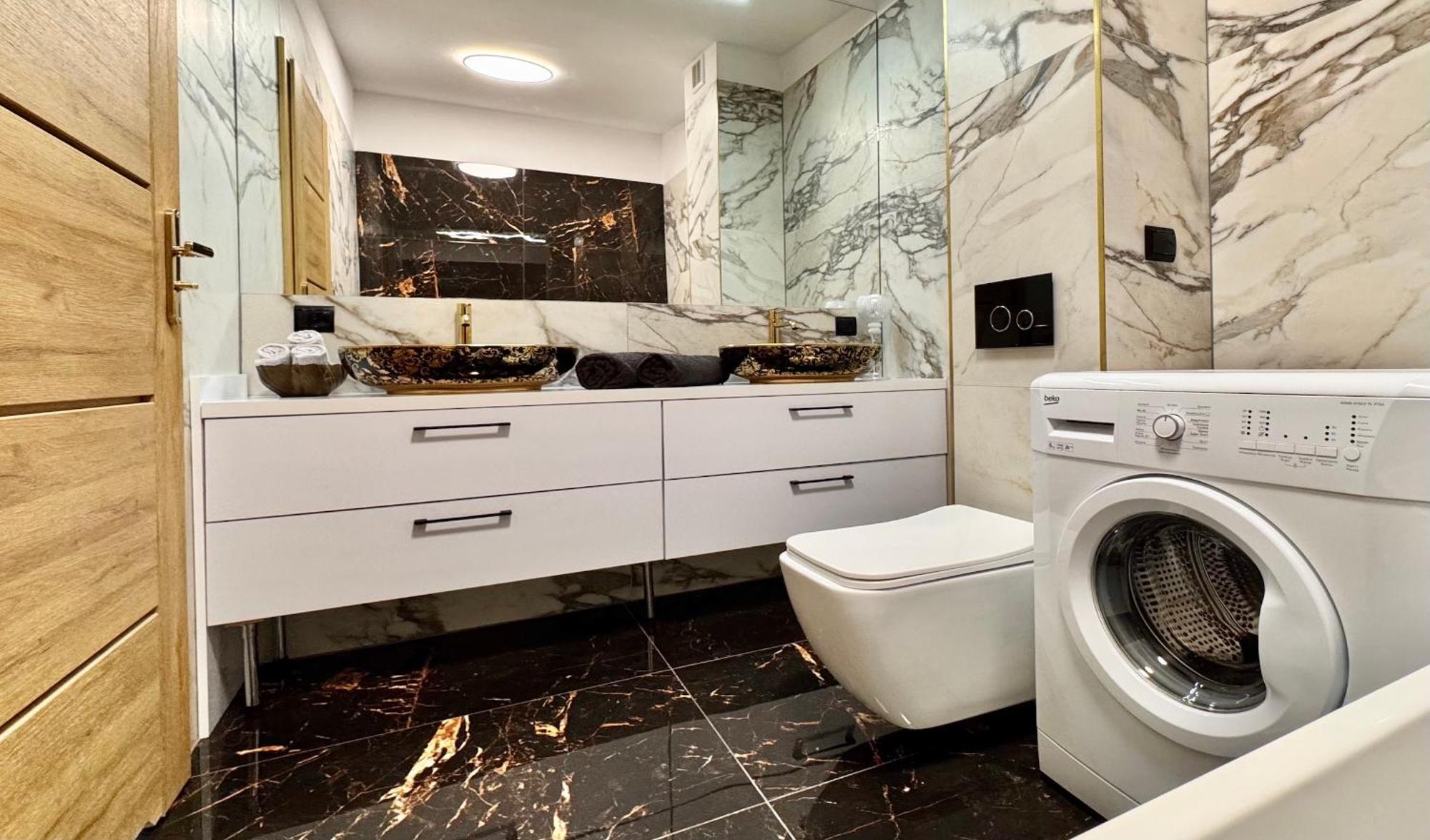 Apartamenty Marea Rentals Beniowskiego Устка Экстерьер фото